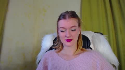 mysticvenus_ online show from 12/14/25, 09:25