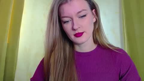 mysticvenus_ online show from 12/15/25, 08:07