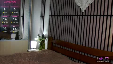 Snapshot of mystique_girl_ chatting on 05/10/26, 07:41 Angeline online show from 05/10/26, 07:41