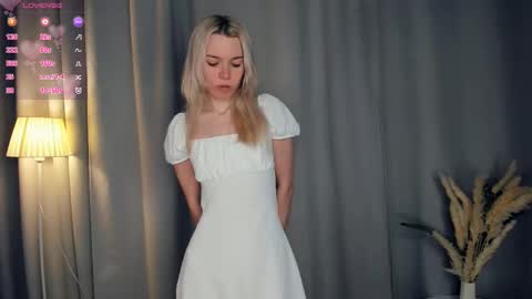Olivia or just olive online show from 12/18/25, 07:31