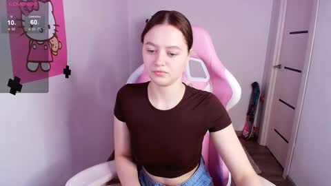 Snapshot of n0_nude chatting on 10/24/25, 03:03 Eva online show from 10/24/25, 03:03