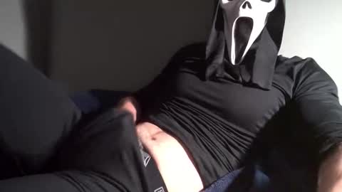 n33ds2br33d online show from 11/08/25, 06:46