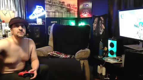 Snapshot of n3v3rpanic1 chatting on 01/29/25, 11:14 SnackPants online show from 01/29/25, 11:14