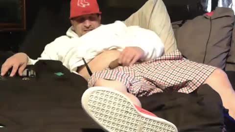 Snapshot of n3v3rpanic1 chatting on 02/11/25, 09:56 SnackPants online show from 02/11/25, 09:56