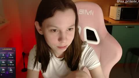 Vanessa and Julia  online show from 04/18/26, 07:58