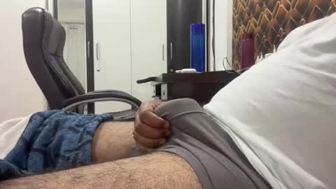 Snapshot of naag_raj chatting on 10/26/25, 12:22 naag_raj online show from 10/26/25, 12:22