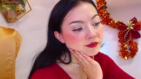 naamah_b online show from 12/28/24, 01:49