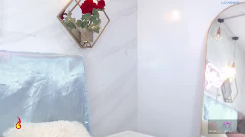 naamah_b online show from 03/08/25, 01:57