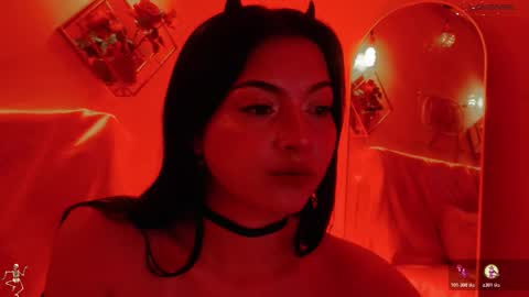 naamah_b online show from 10/22/25, 01:44