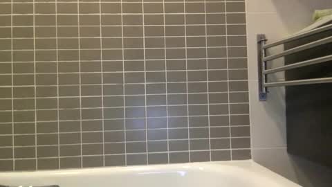 jesussevilla online show from 10/01/25, 05:52