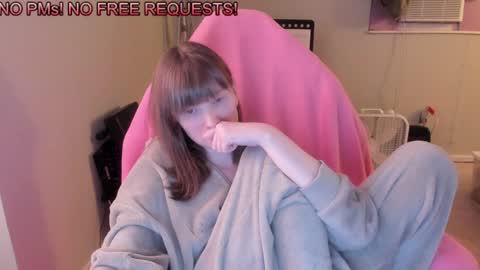 Snapshot of nacmar chatting on 01/03/25, 02:10 Natalie Marlo online show from 01/03/25, 02:10