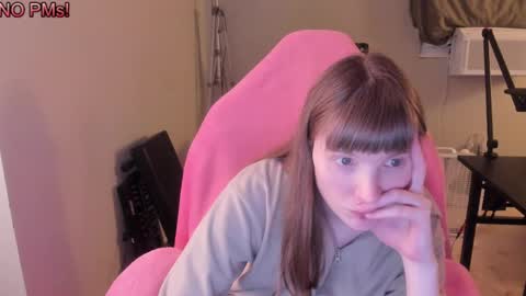 Snapshot of nacmar chatting on 09/19/25, 04:51 Natalie Marlo online show from 09/19/25, 04:51