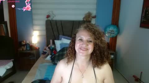 nadia_84 online show from 04/13/26, 01:05