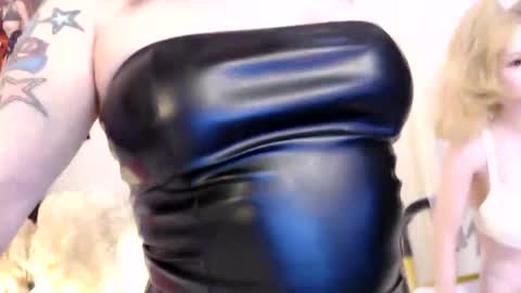 Nadia Vixen online show from 05/15/26, 11:34