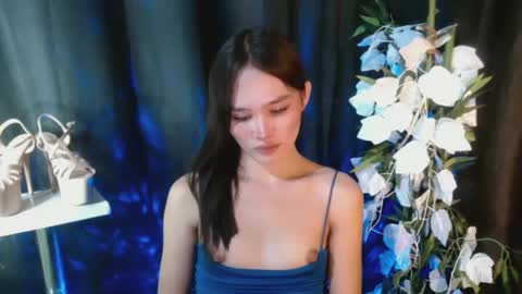 nadiestar online show from 01/04/25, 12:27