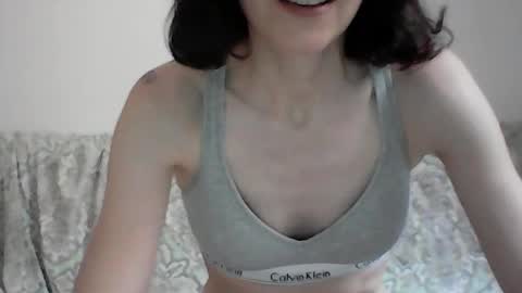Snapshot of nadinemorandi chatting on 06/28/26, 12:00 nadinemorandi online show from 06/28/26, 12:00