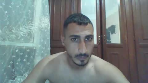 V online show from 10/11/25, 12:15