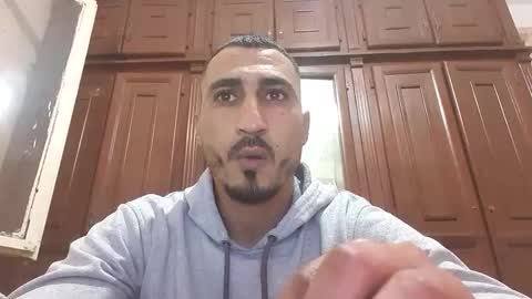 Snapshot of nadirff16 chatting on 01/08/26, 12:40 V online show from 01/08/26, 12:40