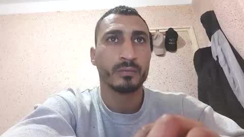 Snapshot of nadirff16 chatting on 02/13/26, 03:41 V online show from 02/13/26, 03:41