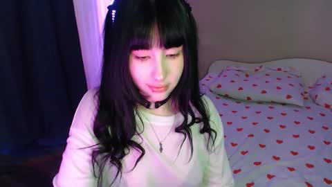 Naemi online show from 10/28/25, 03:32