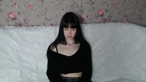 Naemi online show from 04/14/26, 03:40