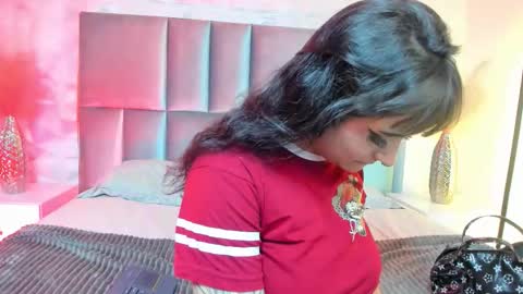 Naenia online show from 02/24/26, 03:48