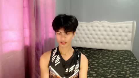 Snapshot of nagaselen34 chatting on 04/21/26, 01:42 Jhay online show from 04/21/26, 01:42