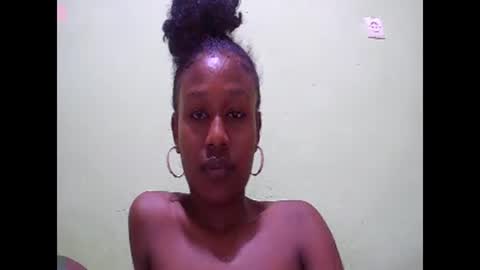 Snapshot of nah296652 chatting on 05/10/26, 09:09 nah296652 online show from 05/10/26, 09:09