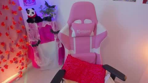 Snapshot of naharasoler chatting on 10/23/25, 08:51 Nahara Soler online show from 10/23/25, 08:51