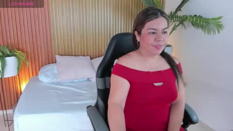 N A H I A online show from 01/05/26, 05:27