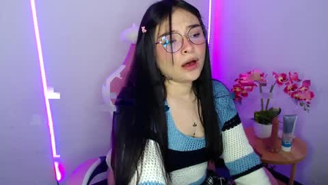  Nahia  online show from 04/07/26, 03:34