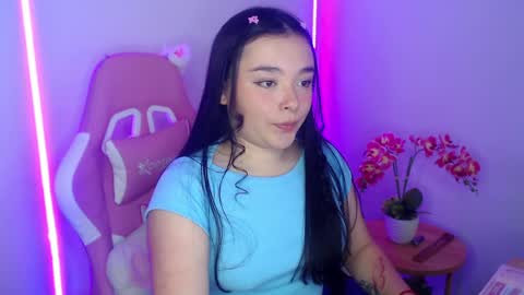  Nahia  online show from 04/14/26, 04:13