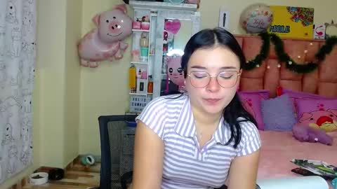 nahia cute     only   online show from 12/27/24, 03:04