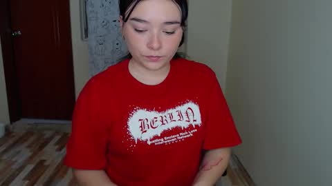 nahia cute     only   online show from 10/08/25, 06:38