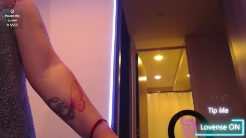 Snapshot of nahia__2 chatting on 12/21/25, 04:25 nahia cute only online show from 12/21/25, 04:25