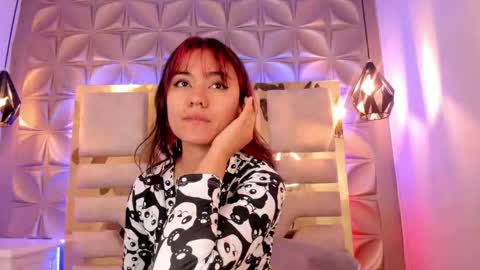 Snapshot of nahia_low chatting on 01/11/25, 08:43  Valeria  online show from 01/11/25, 08:43