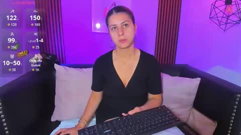 Snapshot of nahiajhonson_ chatting on 01/15/26, 01:05 Nahia online show from 01/15/26, 01:05