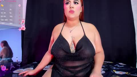 Snapshot of nahiara_lee_ chatting on 09/15/25, 11:54 Nahia online show from 09/15/25, 11:54