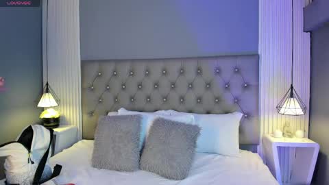 Nahimi online show from 04/03/26, 11:41