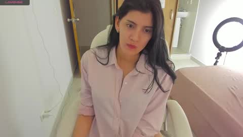 Snapshot of nahomi2021 chatting on 02/12/25, 04:23 independent model online show from 02/12/25, 04:23