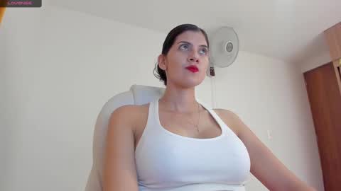 Snapshot of nahomi2021 chatting on 03/11/25, 01:26 independent model online show from 03/11/25, 01:26