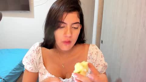 independent model online show from 02/05/26, 02:49