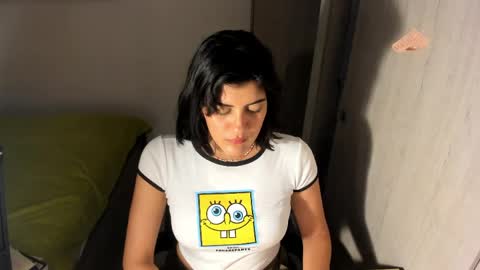 independent model online show from 04/21/26, 03:57