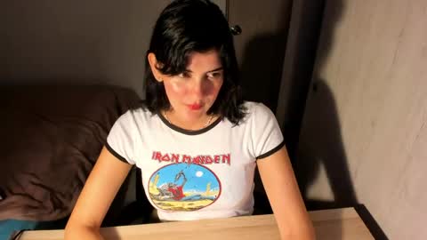 Snapshot of nahomi2021 chatting on 05/18/26, 01:02 independent model online show from 05/18/26, 01:02