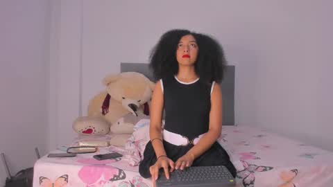 Laura online show from 01/17/25, 05:11