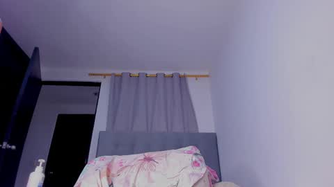 Laura online show from 03/08/25, 12:20