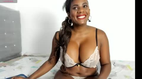 Snapshot of nahomi_whesley chatting on 06/19/26, 04:22 Nahomi Whesley online show from 06/19/26, 04:22