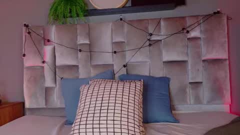  VICTORIA  online show from 02/24/26, 07:45