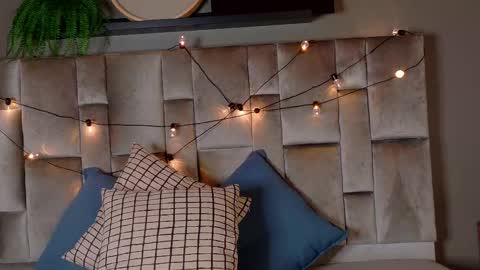  VICTORIA  online show from 03/03/26, 07:42