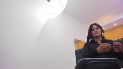 nahomidiore online show from 10/08/25, 07:33
